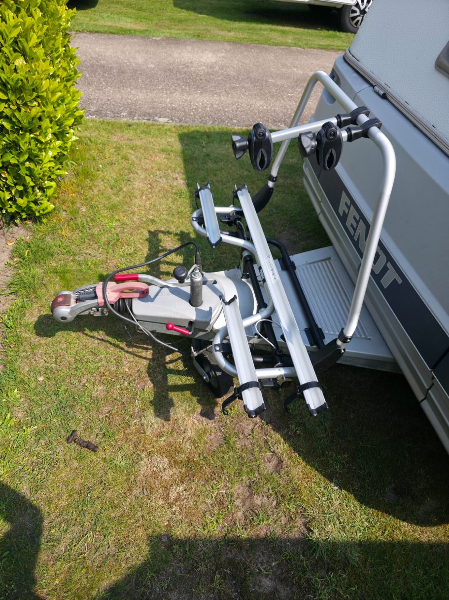 Thule Superb Short
